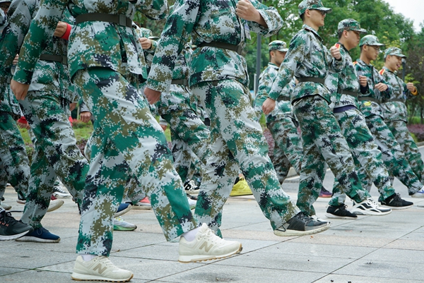 1601958180446001794.jpg 4.jpg