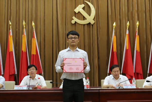 1498793114993011679.jpg IMG_6939.jpg