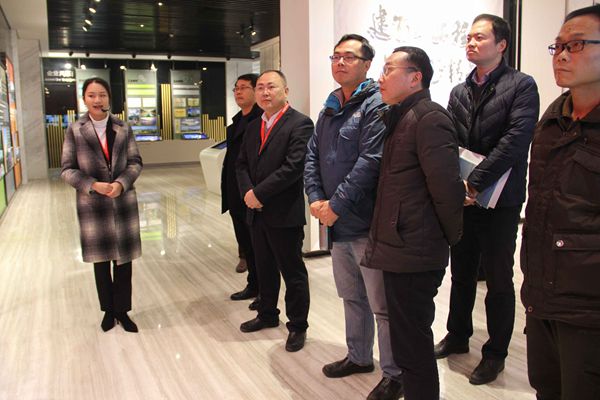 1548678403881038448.jpg 2.jpg