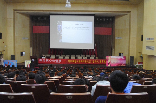 1459416101923088102.jpg 0FF39FB41BFFC95EB94CD2EF26BA4AC9.jpg