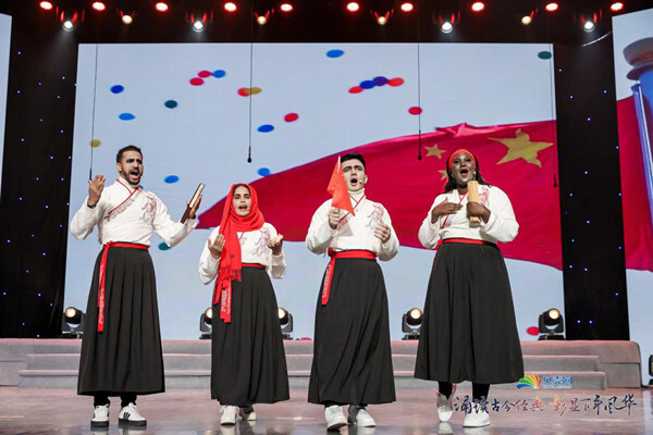 伟德bv1946官网:做中外文化交流使者