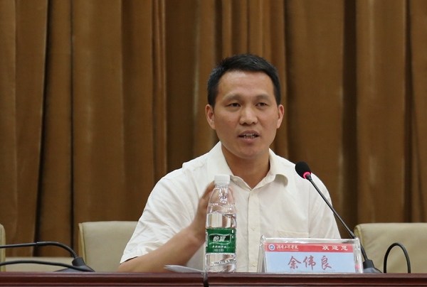 1463125143426055377.jpg IMG_1869.jpg