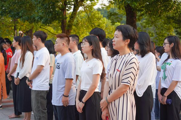 1598926894125072876.jpg 11.jpg