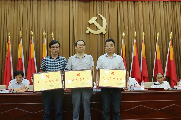 1498793895666092788.jpg IMG_6880.jpg