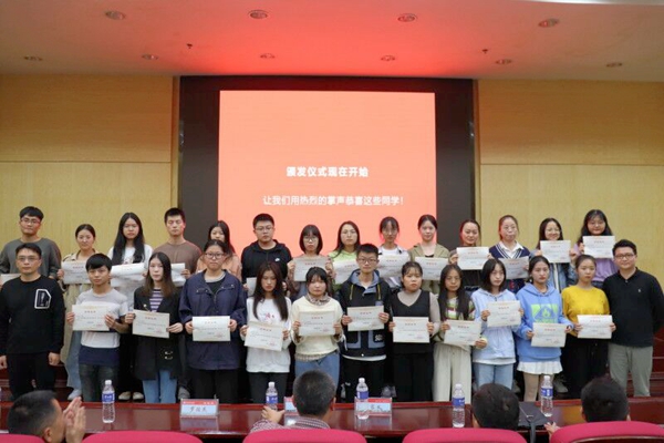 1602726914371074695.jpg QQ图片20201015090439_副本.jpg