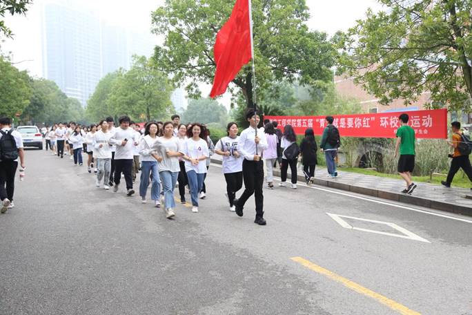 入团仪式(章涵维)20220527081305_IMG_4084