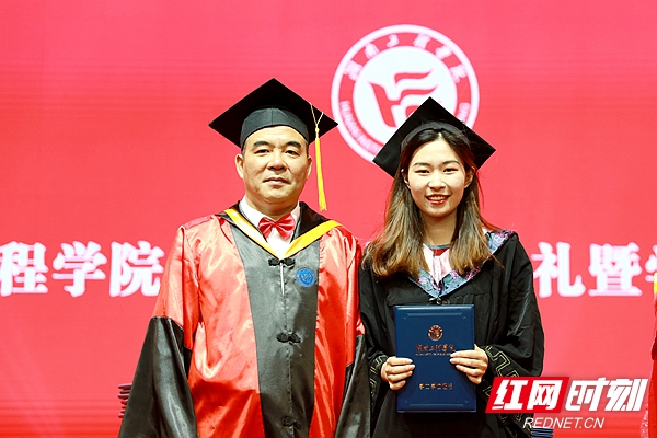 14349c4b294e4b1397dff6c957ce159f.jpg 14349c4b294e4b1397dff6c957ce159f.jpg