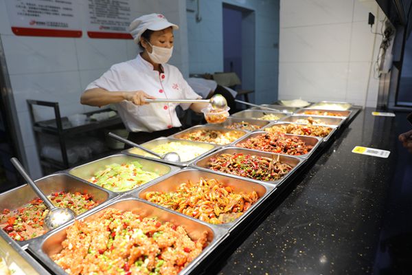 1598688900511058860.jpg 食堂2_副本.jpg