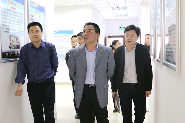 1572580311321048704.jpg 11.jpg