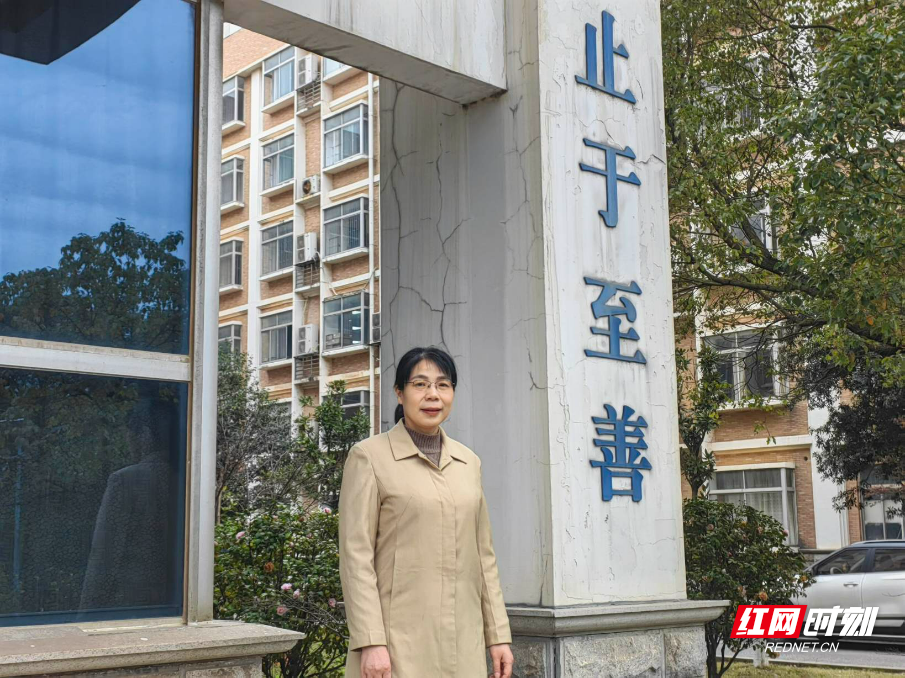 1000008933.jpg 1000008933.jpg