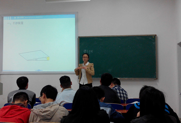 1460947677576043222.png 容青艳_副本.png