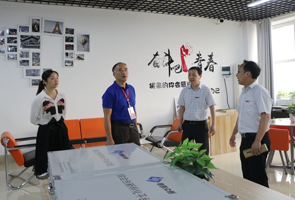 1526630666834039615.jpg 2.jpg