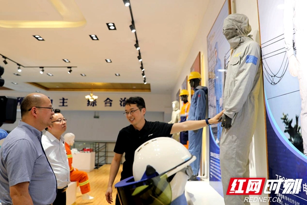 图片2.jpg 图片2.jpg