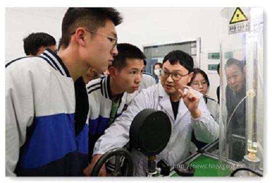 图片7.jpg 图片7.jpg